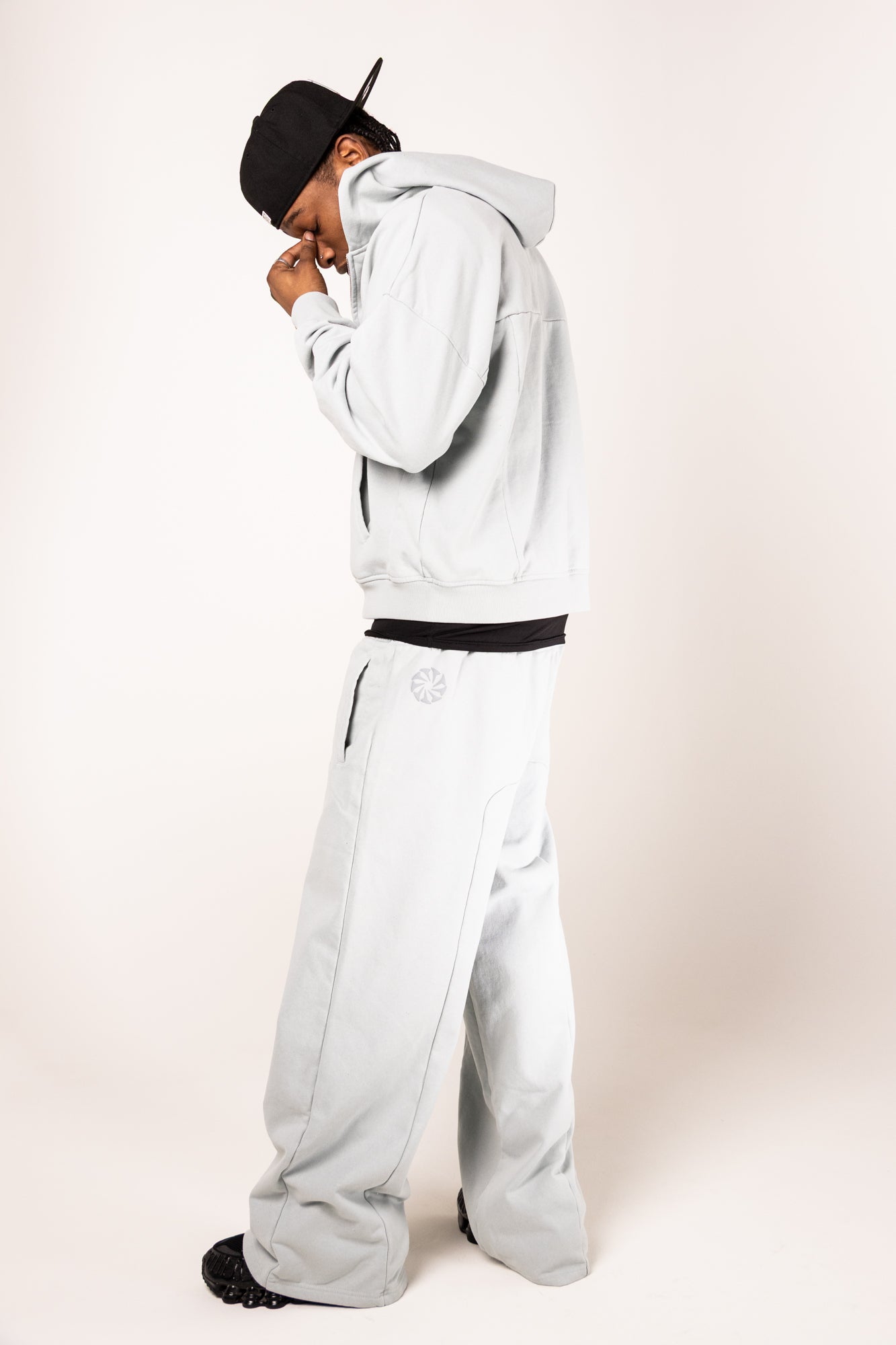 "LIVID GREY" ZIP UP JACKET