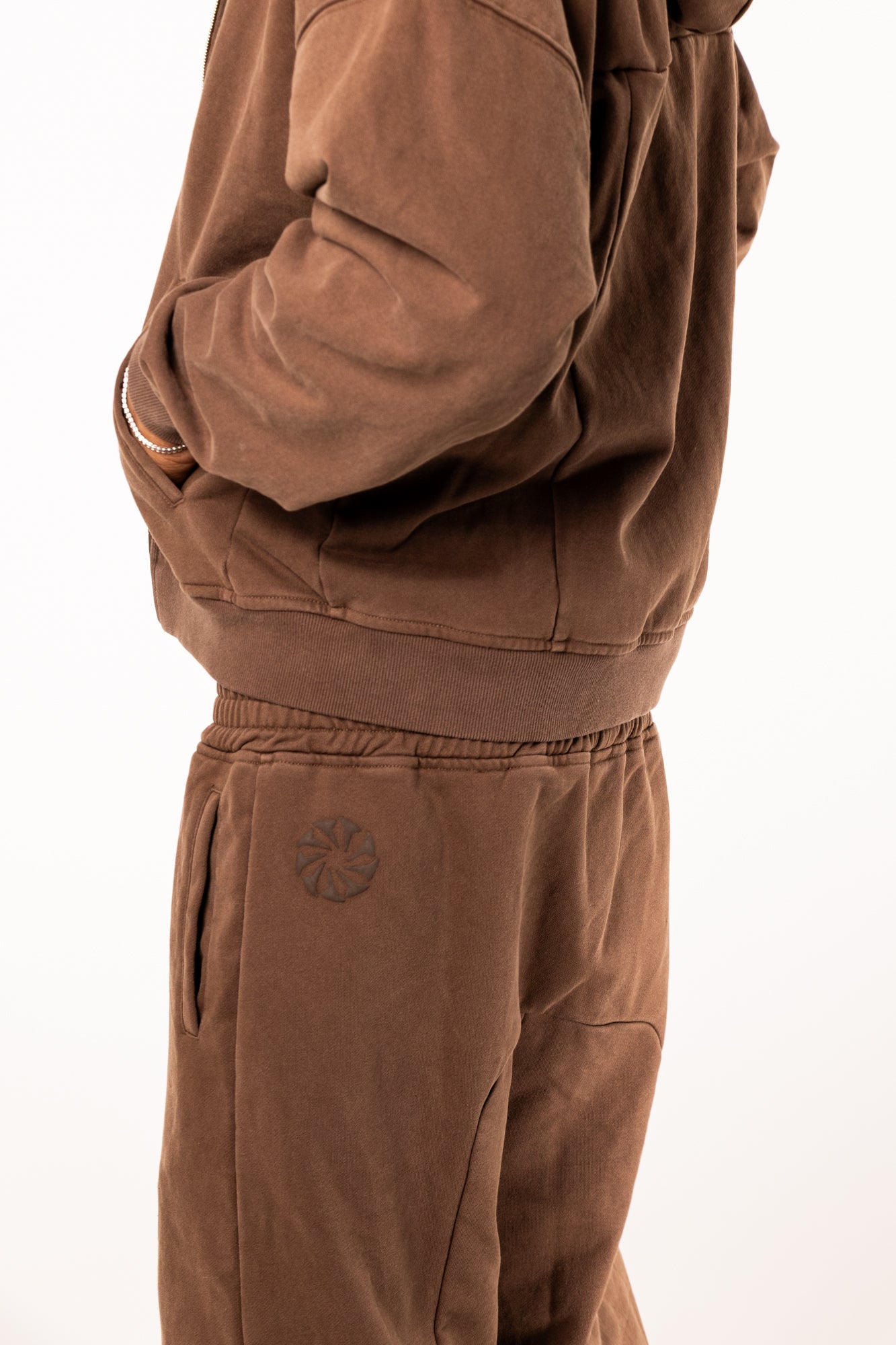 "MOCHA" WIDE LEG SWEATS